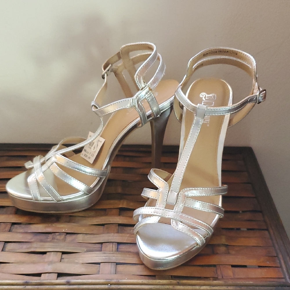 Brash Silver Strappy T‑Bar High Heel Sandals